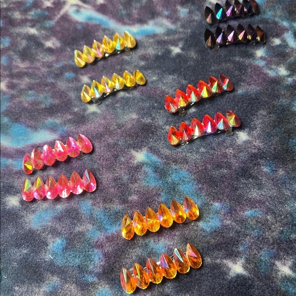 Crystal hair clips - Picture 2 of 3